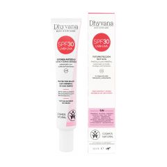 Comprare DHYVANA Crema solare SPF30 50ml BB Cream colorata Di 18,50€